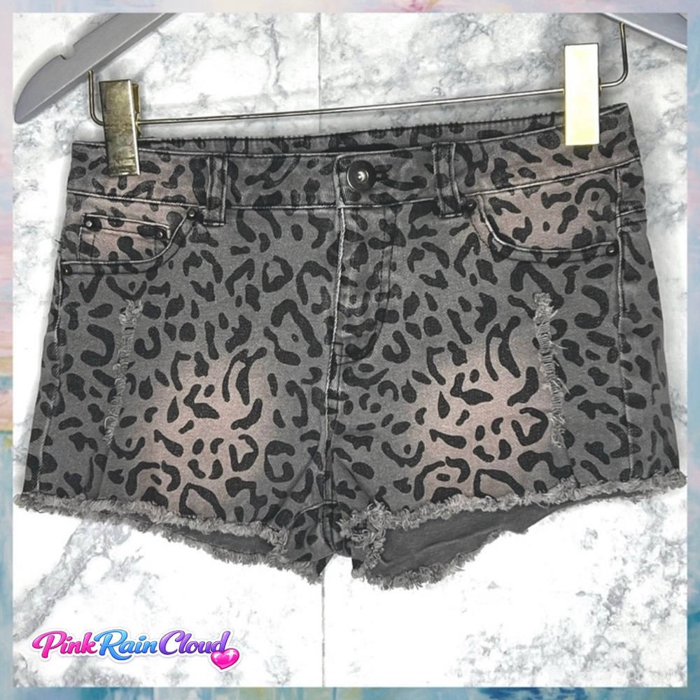 Mine Leopard Print Denim Shorts Women Small Gray Black Distressed Frayed Hem